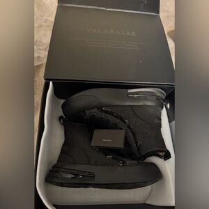 Valabasas Men's Black High-Top Sneakers